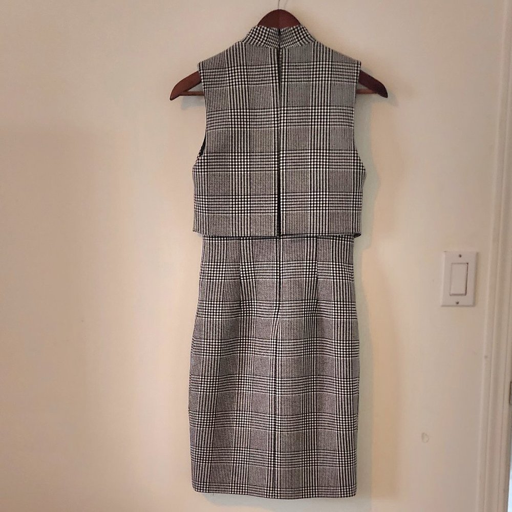 Houndstooth fitted dress - Picture 2 of 5